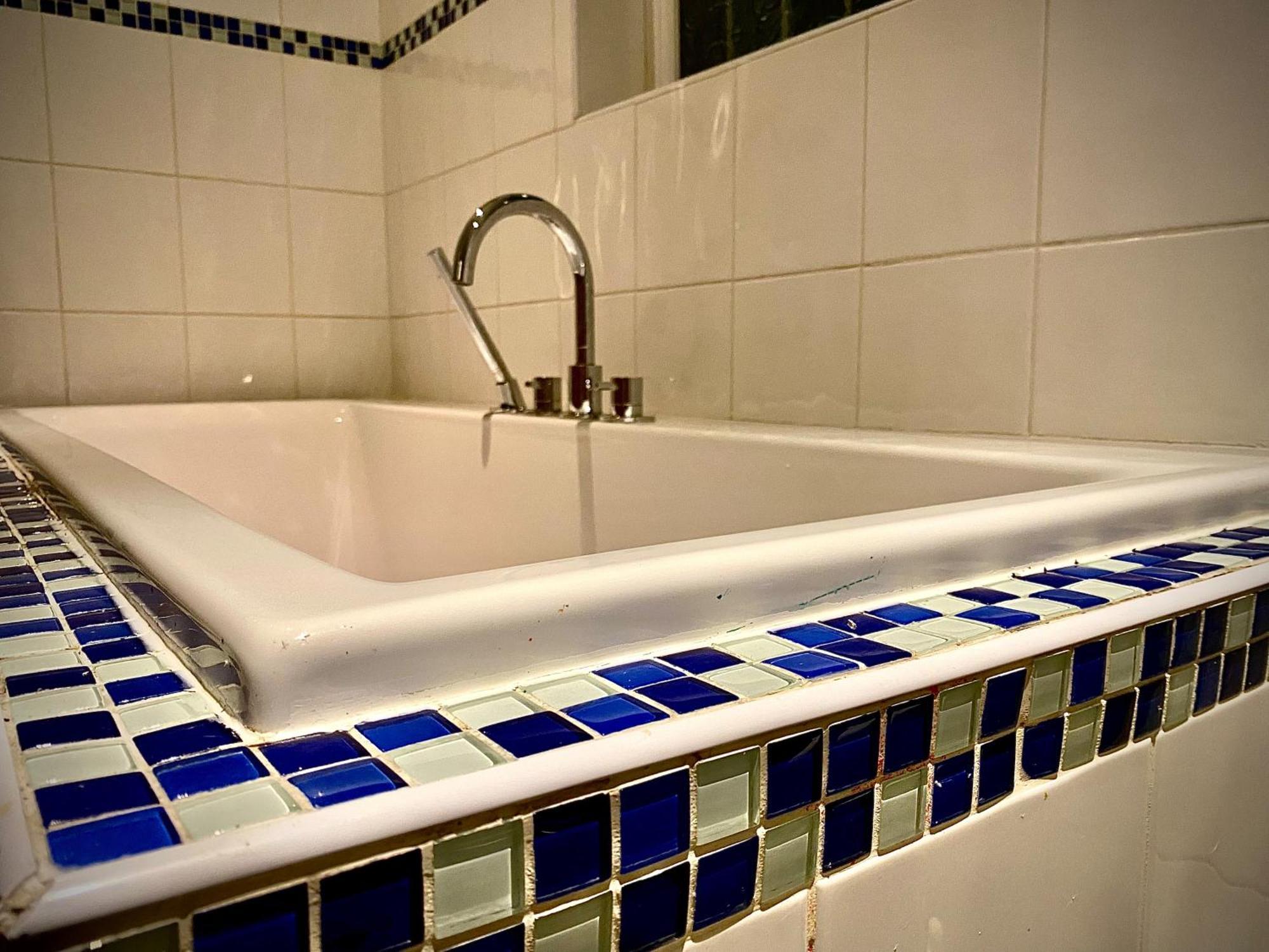 Sleeps10-Parking-Garden-Hottub-Petfriendly Villa Blackpool Exterior photo